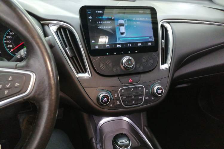 Used Chevrolet Malibu XL 2018 530T Automatic RuiChi Edition Audio And AC Panel