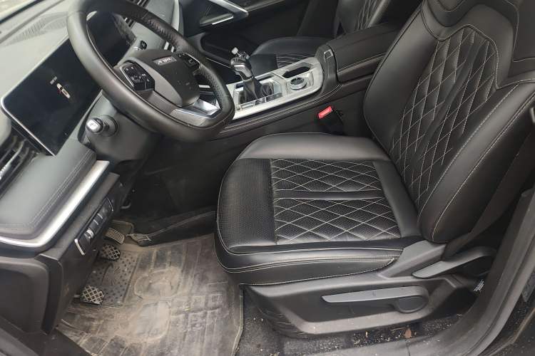 Used JETOUR X70 PLUS 2023 1.5T Manual Warrior PRO 7-Seater