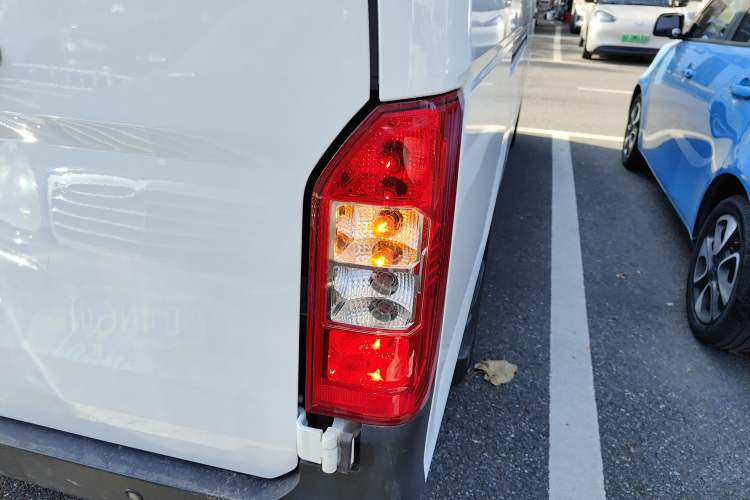 Used Karry Jiangtun E7 2024 Mingchuang 6-Seater Version
