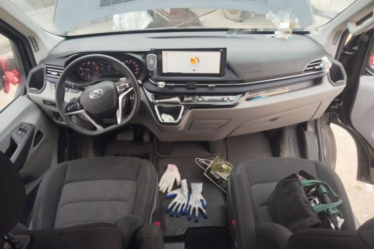 Used SAIC MAXUS Xintu V90 2024 ZhiJie 2.0T Automatic Front-Drive Long-Wheelbase High-Roof Model with Single Rear Tire 6/7 Seats