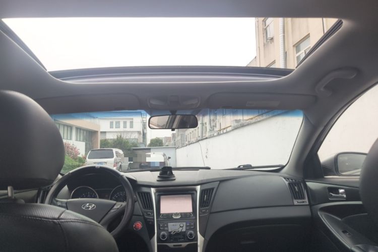 Used Hyundai Sonata 2011 2.0L Automatic Luxury Edition