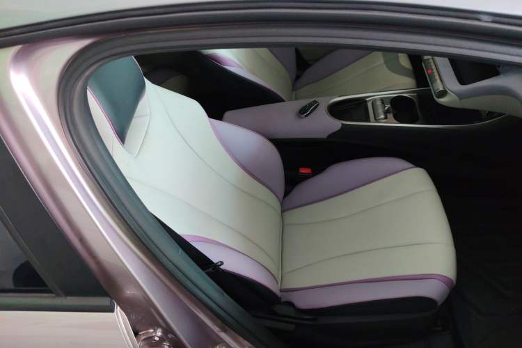 Used BYD Dolphin 2021 405 km Fashion Edition