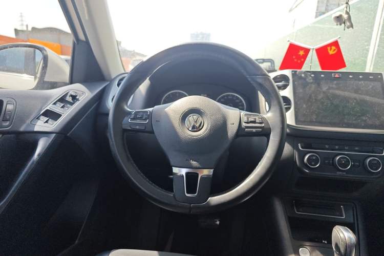 Used Volkswagen Tiguan 2016 300TSI Automatic All-Wheel Drive Fashion Vision Edition Steering Wheel