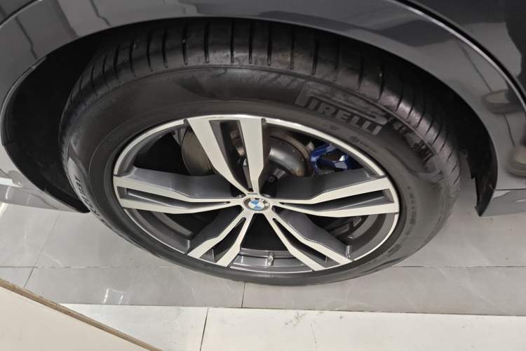 Used BMW X7 2022 xDrive40i Luxury M Sport Package
