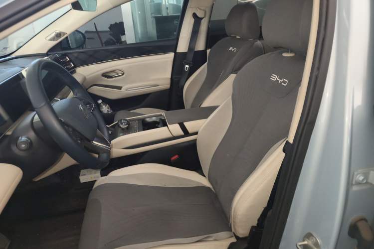 Used BYD Qin L 2024 DM-i 120KM Beyond Model
