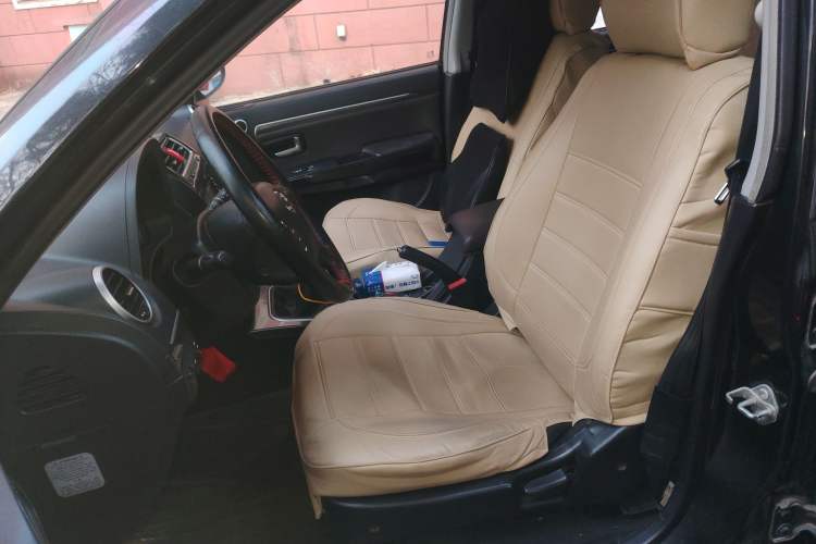 Used Haval H5 Classic 2013 Zhizun Edition 2.0L Manual Two-Wheel Drive Entry-Level Model