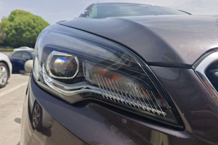 Used Buick Envision 2018 28T Four-Wheel Drive Luxury Model Right Front Headlight