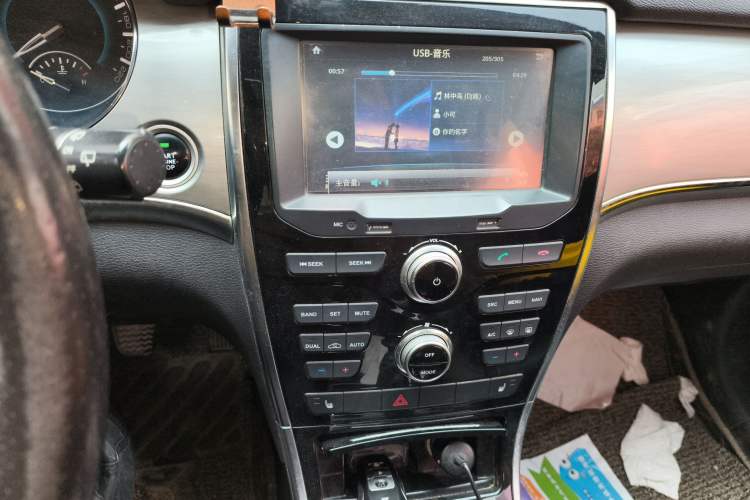 Used Haval H2 2014 1.5T Manual Two-Wheel Drive Prestige Edition