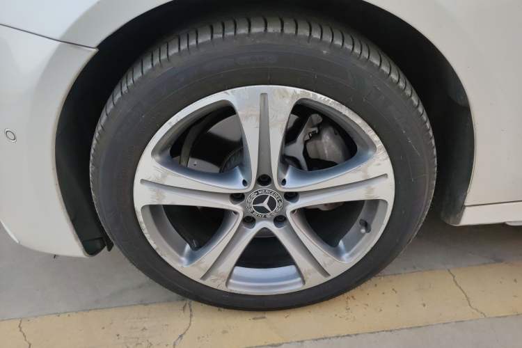 Used Mercedes-Benz E-Class 2018 Facelift E 200 L Sport Edition