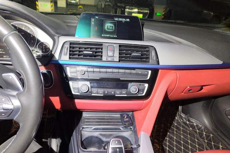 Used BMW 4 Series 2017 425i M Sport Package Audio And AC Panel