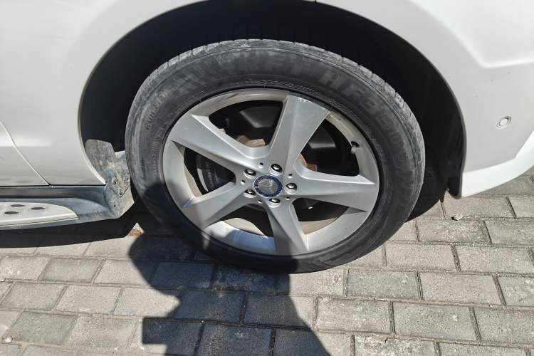 Used Mercedes-Benz M-Class 2014 ML 320 4MATIC