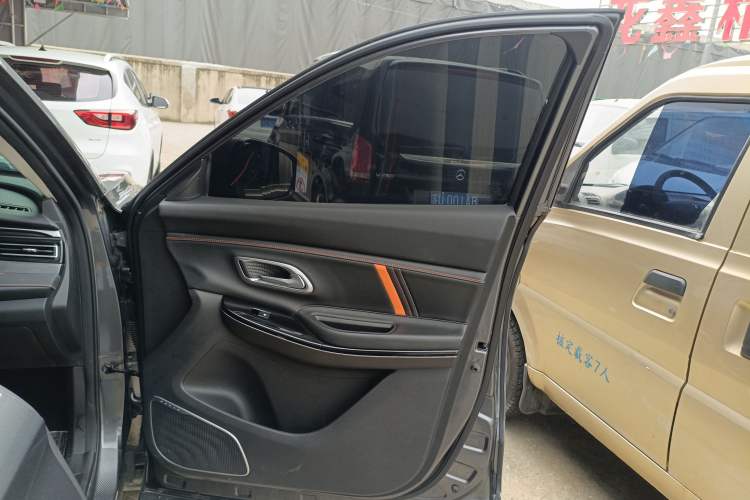 Used Oshan X7 PLUS 2022 1.5T Blue Whale Edition Automatic Luxury Trim
