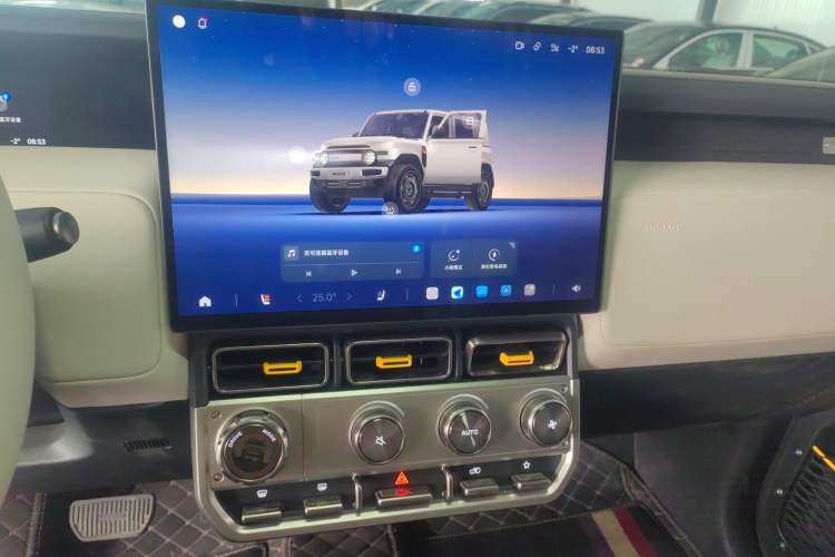 Used iCAR V23 2026 Model 550 Two-Wheel Drive Super Sports Edition Audio And AC Panel