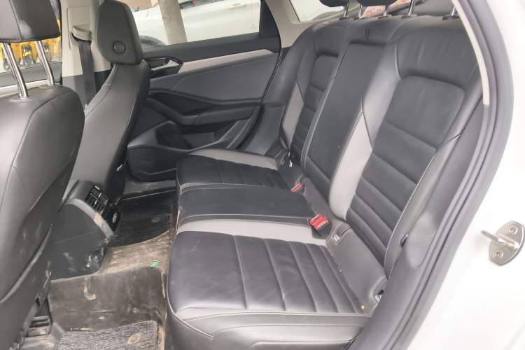 Used Volkswagen Sagitar 2022 280TSI DSG Excellence Edition Left Rear Seat