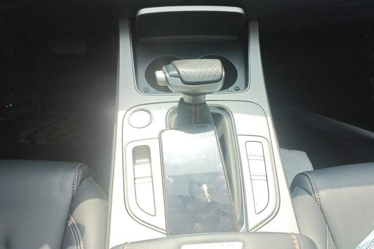 Used CHANGAN OSHAN X7 2020 1.5T Automatic Luxury Version