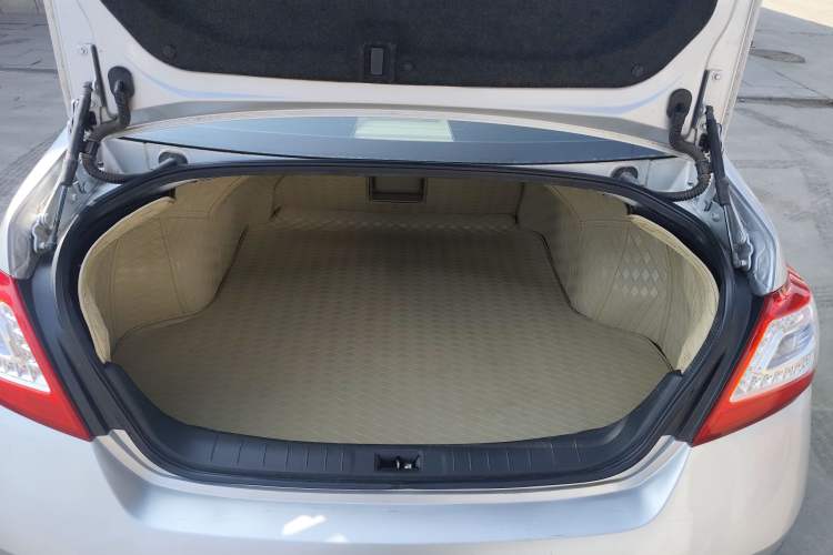 Used Nissan Teana 2011 Duke 2.5L XV VIP Prestige Edition