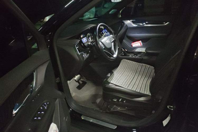 Used Cadillac XT6 2020 28T Six-Seater Four-Wheel-Drive Luxury Version
