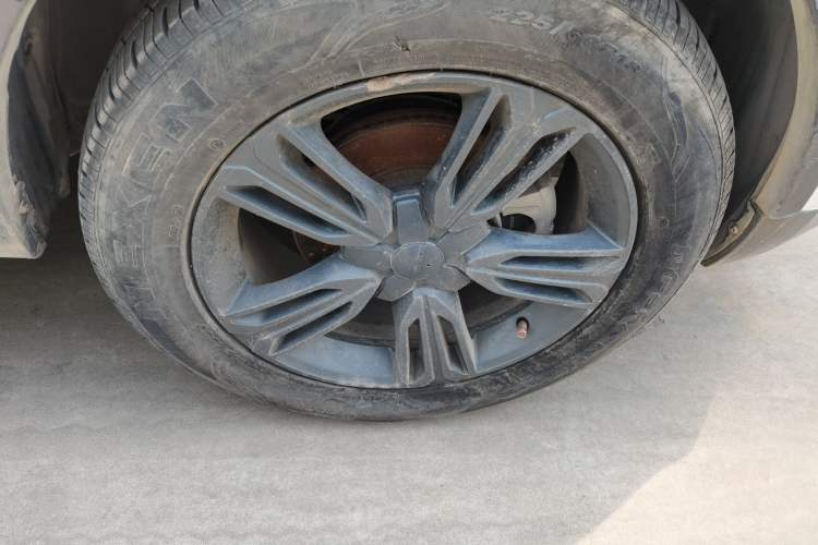 Used Leopaard CS10 2017 1.5T CVT Elite Model Right Front Wheel Hub