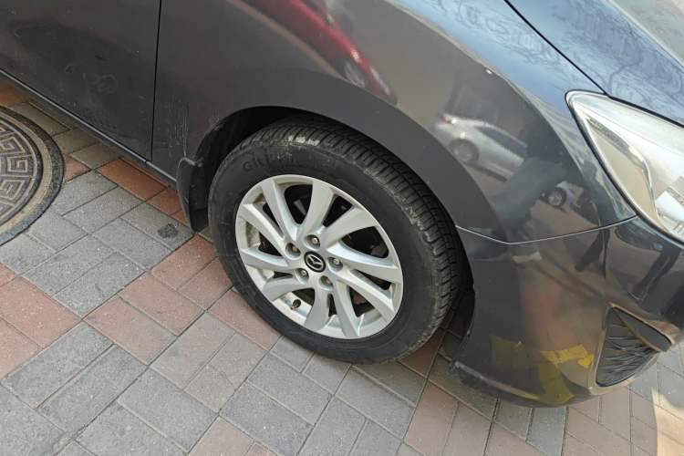 Used Mazda 5 2013 2.0L Automatic Comfort Edition
