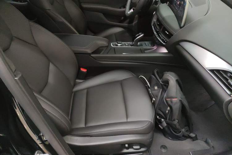 Used Cadillac CT5 2024 28T Luxury Version
