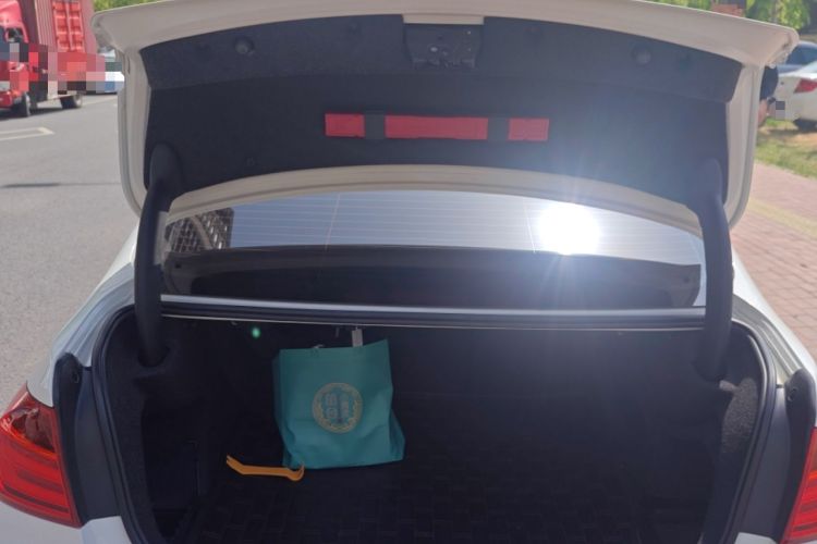 Used BMW 3 Series 2013 320Li Fashion Model
