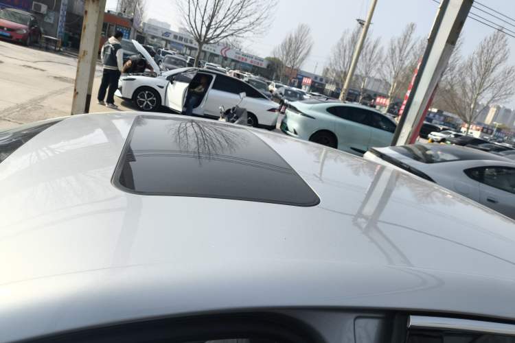 Used Roewe D7 2025 DMH 125km World Champion Edition
