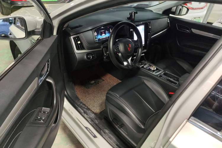 Used Roewe i6 New Energy 2017 45T Hybrid Connect & Smart Enjoyment Edition Driver Seat