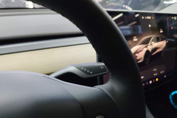 Used Tesla Model Y 2022 Rear-Wheel-Drive Version