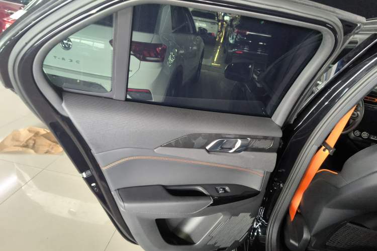 Used Lynk & Co 02 Hatchback 2021 2.0TD Halo
