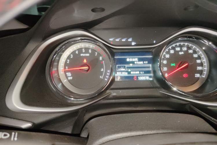 Used Chevrolet Orlando 2019 Redline 530T Automatic Enjoyment Version (5+2 Seating) China VI Odometer Close Up