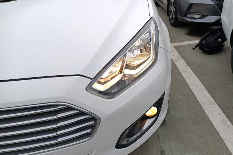 Used Ford Escort 2017 Happiness Edition 1.5L Automatic Fashion Version
