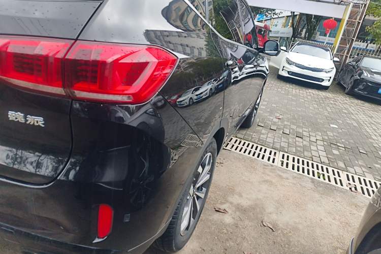 Used Wey VV6 2020 2.0T Two-Wheel Drive Smart Enjoyment+
