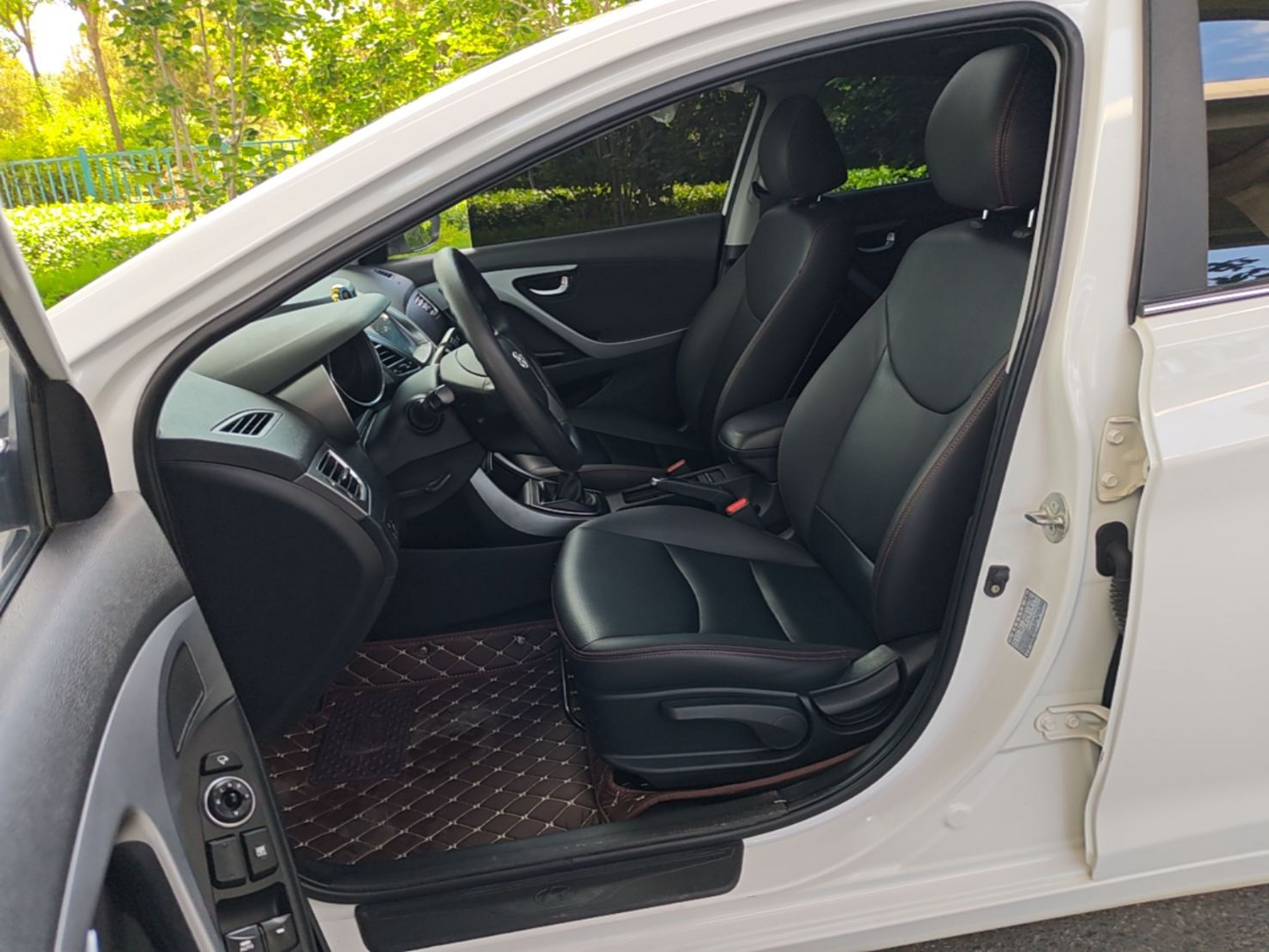 Avant de la voiture