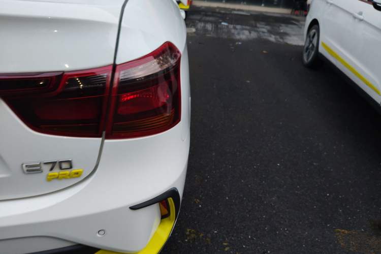 Used Dongfeng Aeolus E70 2023 Revised PRO Smart Drive Version
