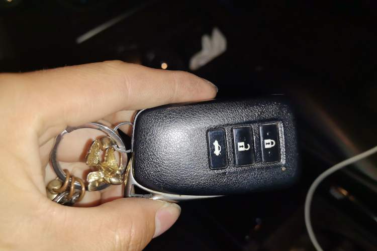 Used Lexus ES 2013 250 Elite Edition Vehicle Key