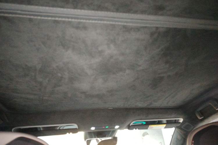 Used Lynk & Co Z10 2025 95 kWh 766 km Range Rear-Wheel Drive Max