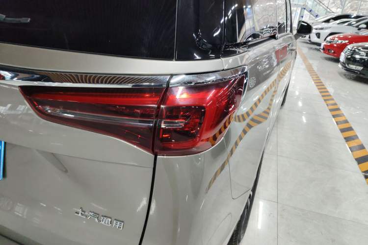 Used Buick GL8 2023 ES Lu Zun Deluxe Model
