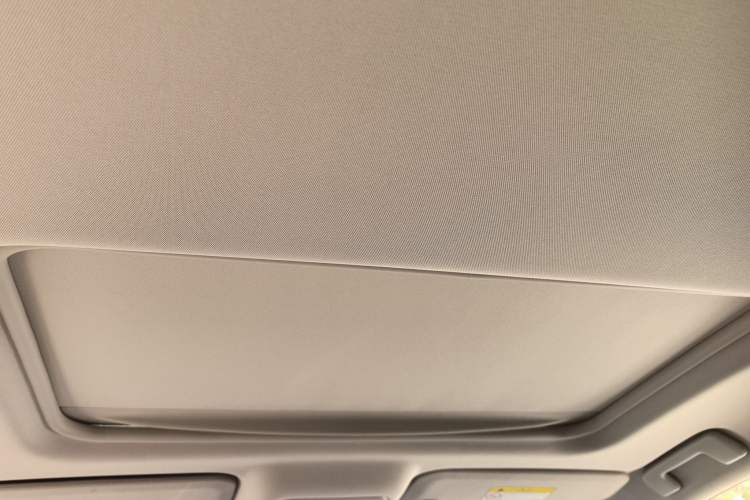 Used Buick GL8 2022 Land Business Class 652T Luxury Model