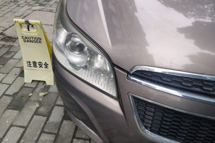 Used Chevrolet Epica 2013 1.8 SL ZhiZhen Edition MT Right Front Headlight