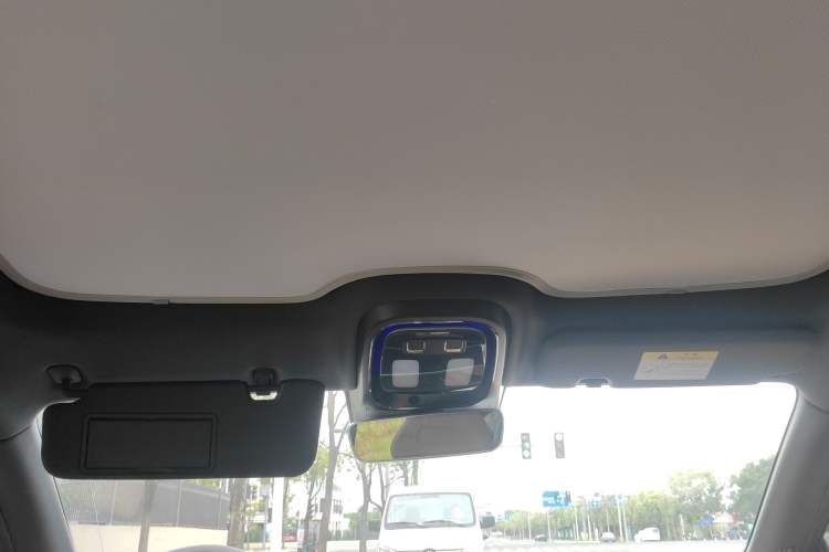 Used Deepal SL03 2023 515MAX Pure Electric Version Headliner