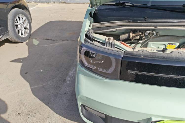 Used Wuling Hongguang MINIEV 2022 Macaron Premium Model – Lithium Iron Phosphate
