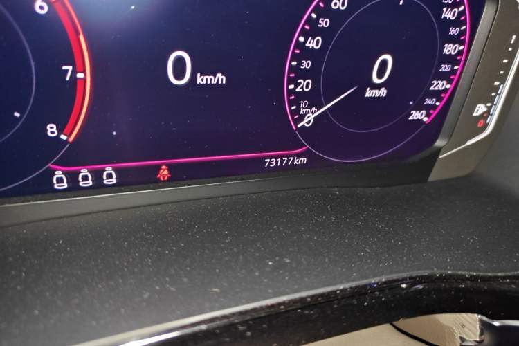 Used Volkswagen Teramont X 2020 380TSI Four-Wheel Drive Prestige Luxury Edition Odometer Close Up