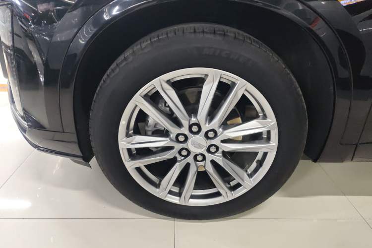 Used Cadillac XT6 2022 2.0T Six-Seater Four-Wheel-Drive Luxury Standard Edition
