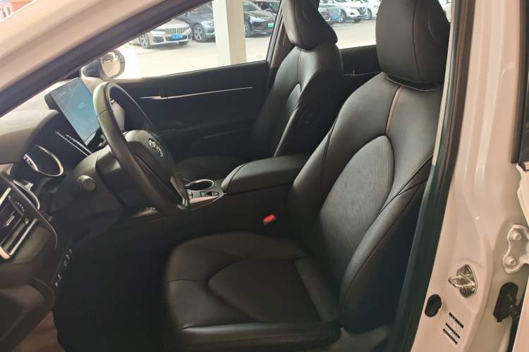 Used Toyota Camry 2021 2.0G Luxury Edition Left Front Seat