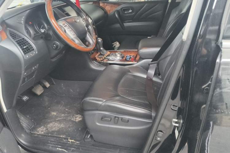 Used Infiniti QX80 2016 5.6L 4WD
