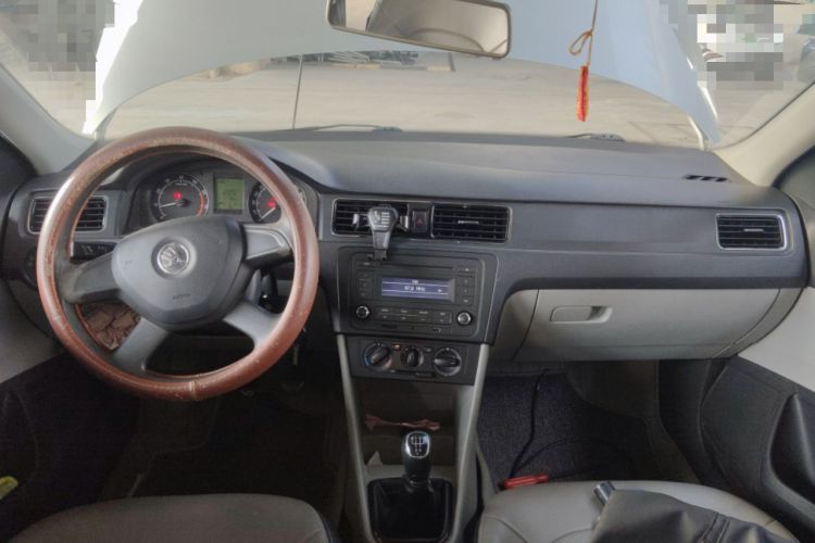 Used Skoda Rapid 2013 1.6L Manual Smart Selection Model