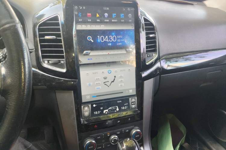 Used Chevrolet Captiva 2014 2.4L 4x4 Flagship Edition 7 Seats Audio And AC Panel