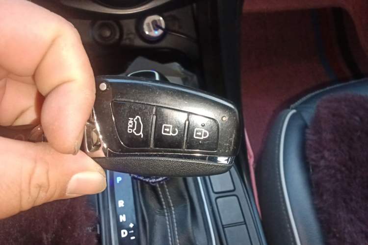 Used Hyundai Santa Fe 2017 2.0T Automatic All-Wheel Drive Smart 7-Seater
