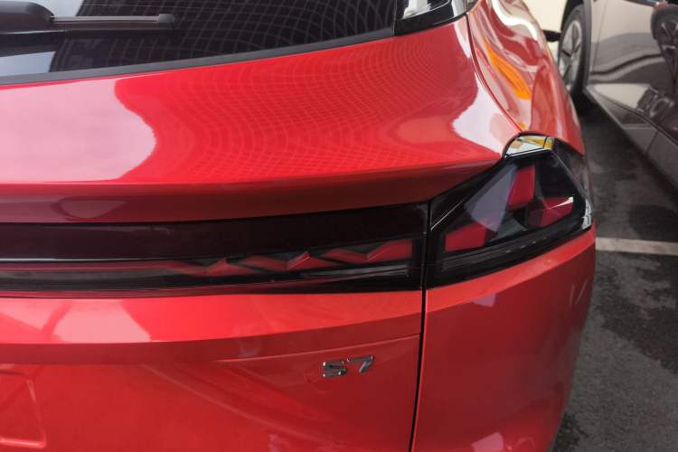 Used Deepal S07 2024 121Max Glory Edition Right Rear Taillight