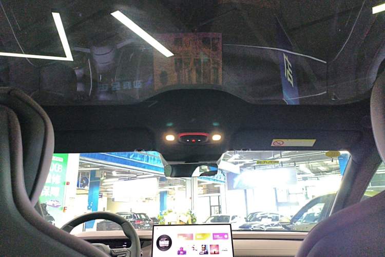 Used Xiaomi Auto SU7 2024 Four-Wheel Drive Ultra-Long Range Advanced Intelligent Driving Max Edition Headliner
